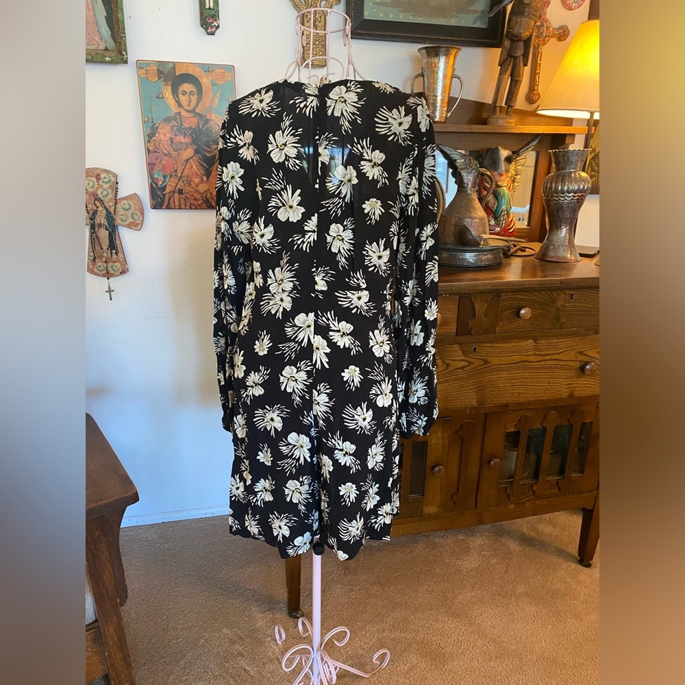 Euc Zara Basic Long Sleeve Flowy Daisy Print Flor… - image 4